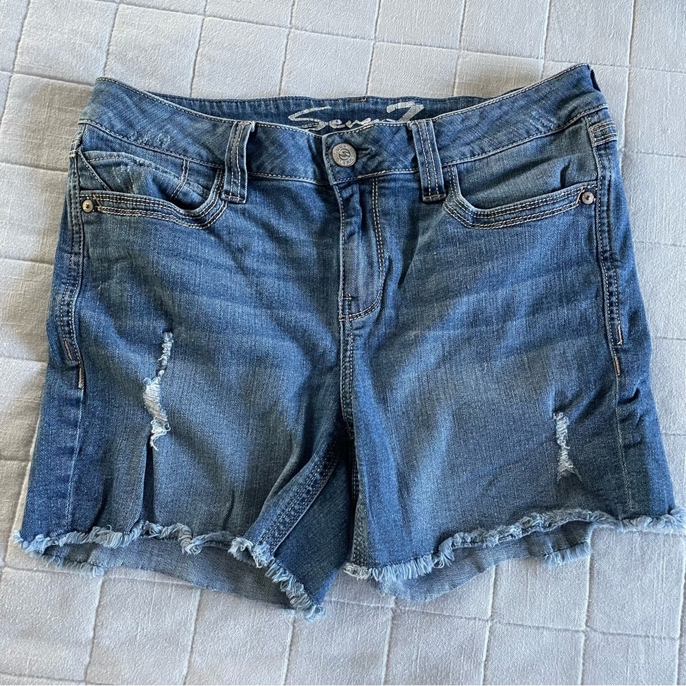 Seven7 Jeans denim cut off shorts medium wash 12